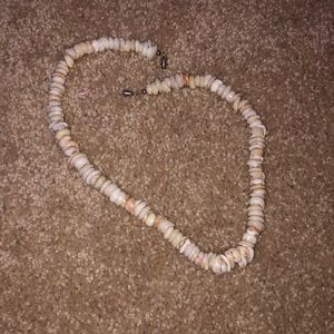 shell neclace